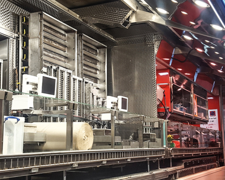 industriële elektriciteit, automatisatie en PLC programmatie van mobiel kippenkraam door Electro D'Haene